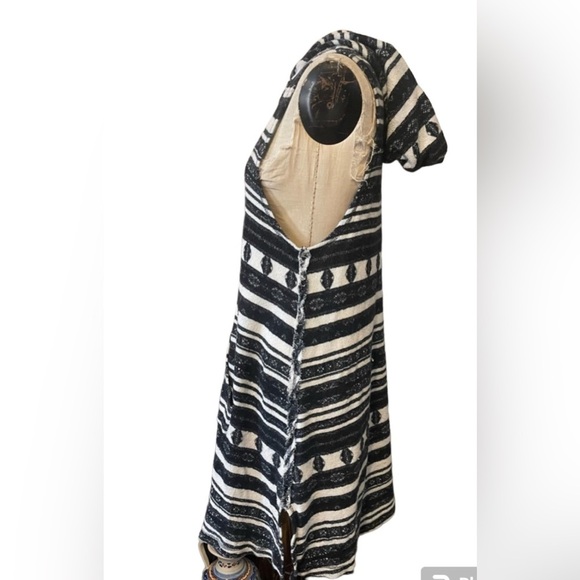 Free people 'Aztec Print Hooded' dress/coverup M/M - Picture 4 of 5
